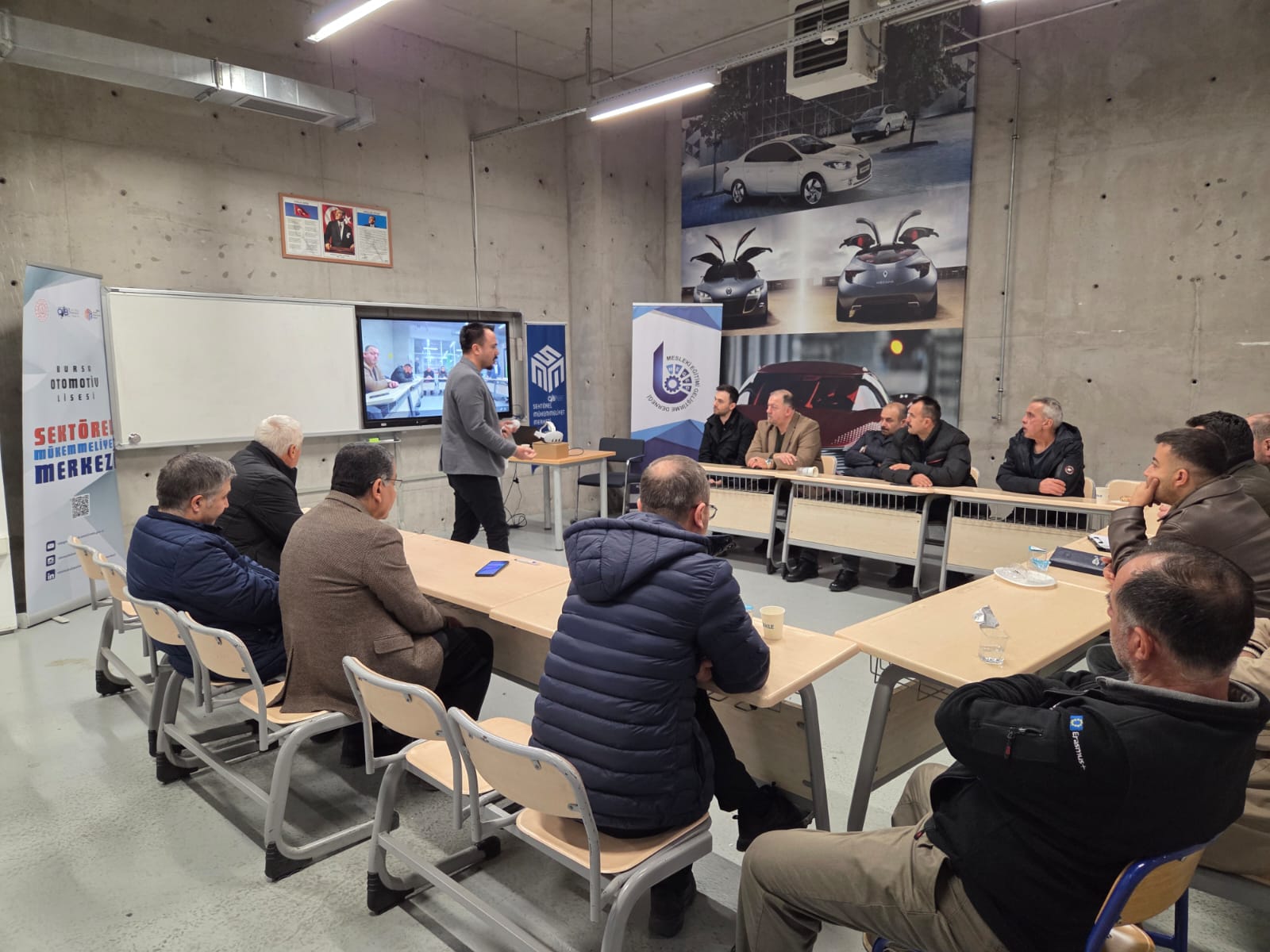 Elektrikli Araçlarda Diagnostik Eğitimi — 4. fotoğraf